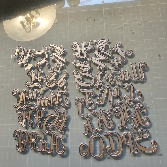 Alphabet dies & stamps - Picture 1 of 5